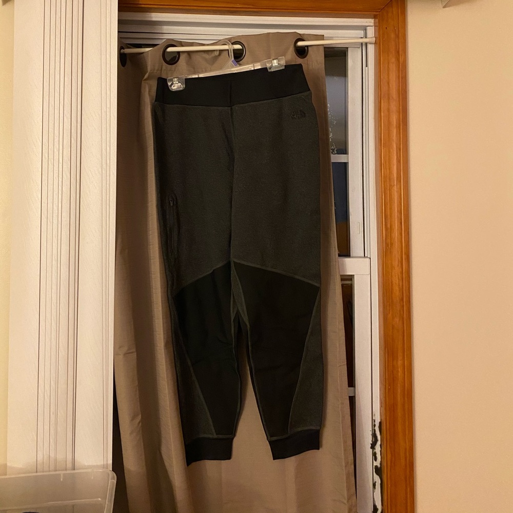 north face women’s joggers